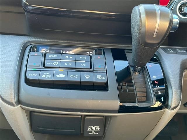 Honda e 2015-11 29162-15