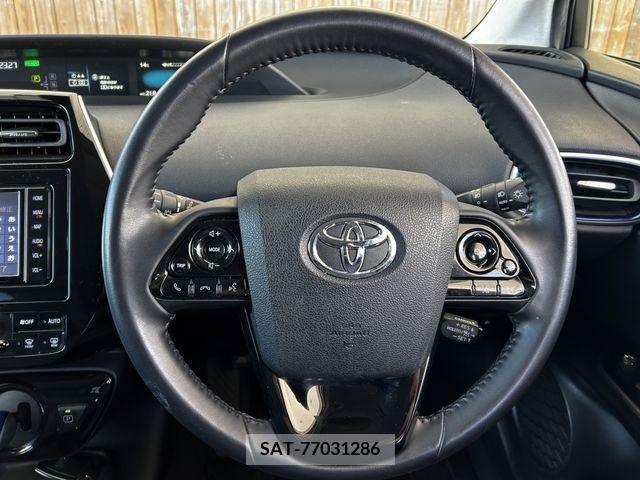 Toyota PRIUS 2021-06 281739-15