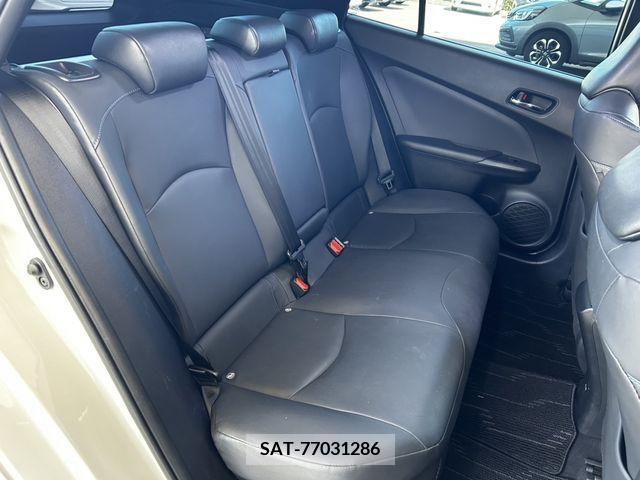 Toyota PRIUS 2021-06 281739-12