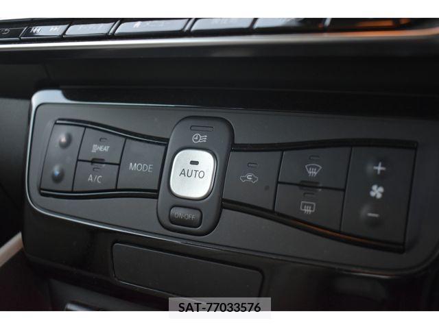 Nissan LEAF 2021-04 324809-12