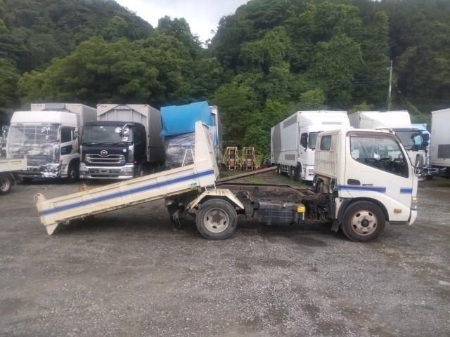 Hino DUTRO 2012-05 5182-6