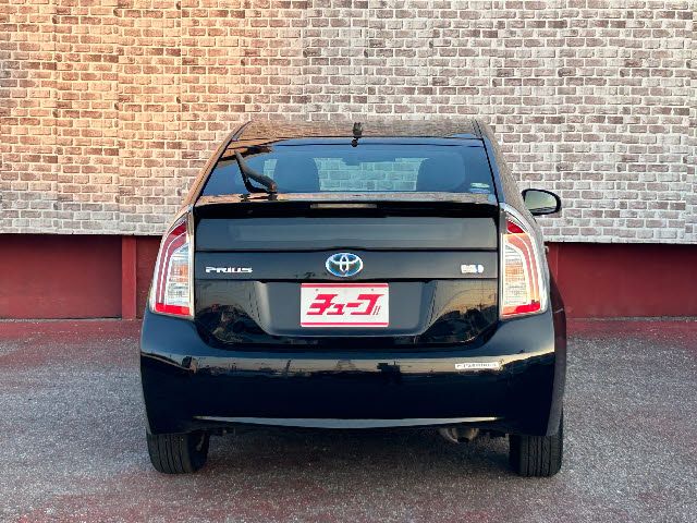Toyota PRIUS 2014-10 192447-22