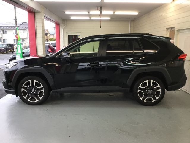 Toyota RAV4 2019-12 181156-6