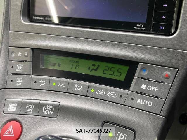 Toyota PRIUS PHV 2012-06 220666-4