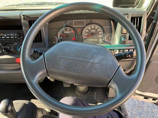 Isuzu ELF TRUCK 2014-02 188835-4