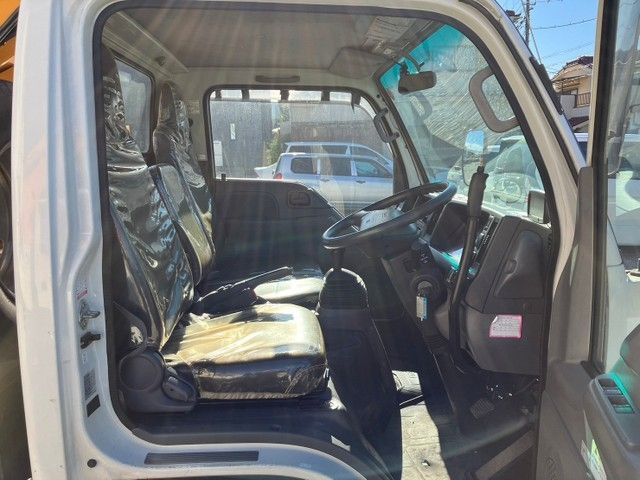 Isuzu ELF TRUCK 2014-02 188835-6