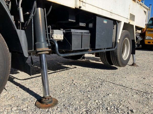 Isuzu ELF TRUCK 2014-02 188835-26