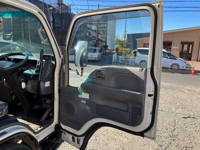 Isuzu ELF TRUCK 2014-02 188835-9