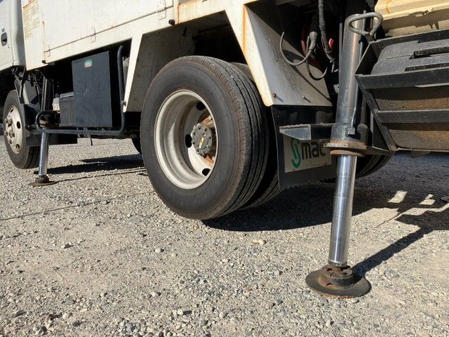 Isuzu ELF TRUCK 2014-02 188835-27
