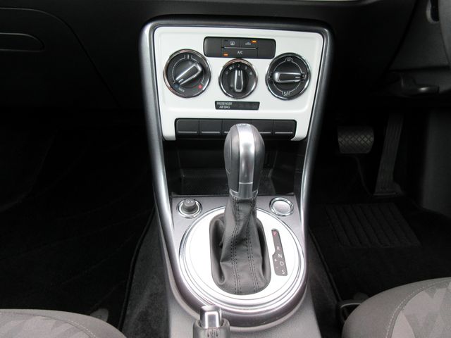VolksWagen THE BEETLE 2018-11 1865-20