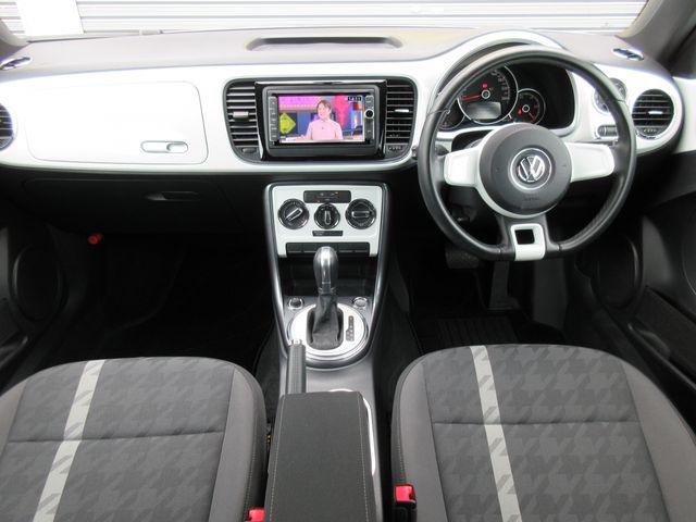 VolksWagen THE BEETLE 2018-11 1865-15