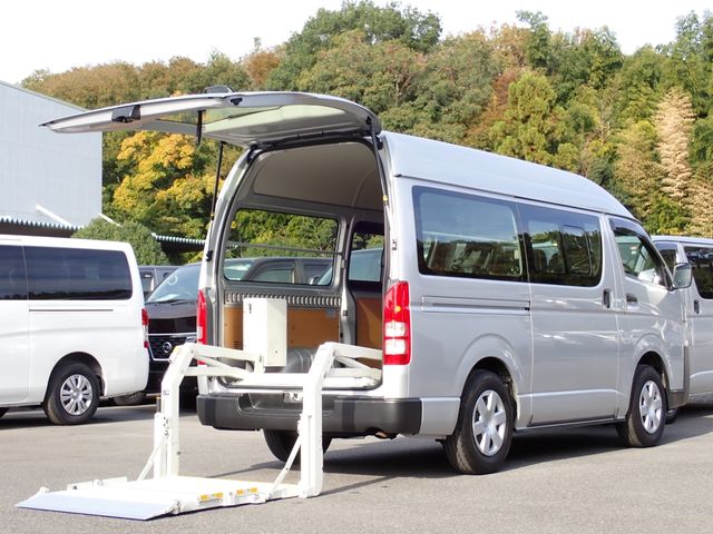 Toyota HIACE VAN 2018-10 193103-0