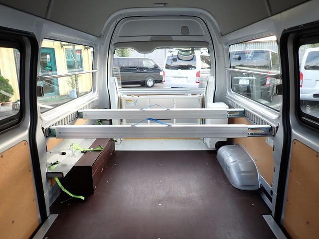 Toyota HIACE VAN 2018-10 193103-26