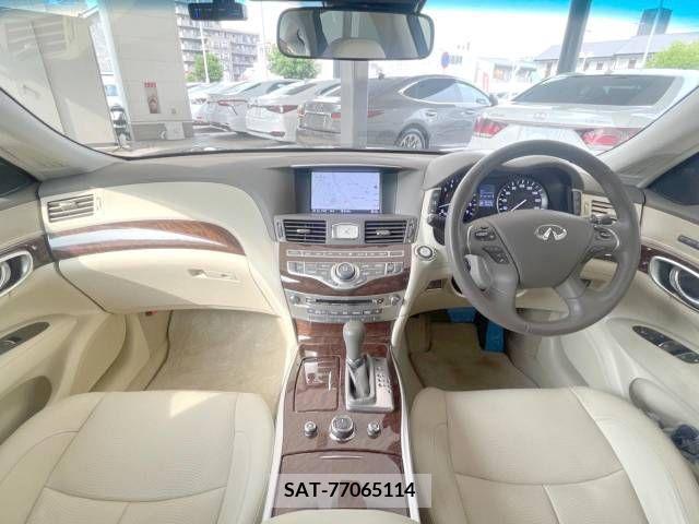 Nissan FUGA 2017-04 324781-1