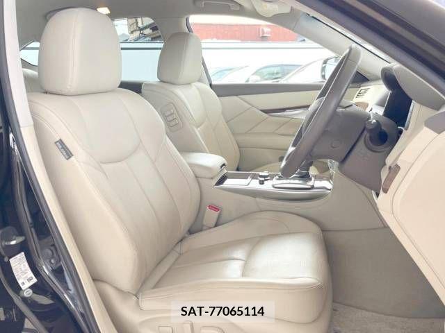 Nissan FUGA 2017-04 324781-9