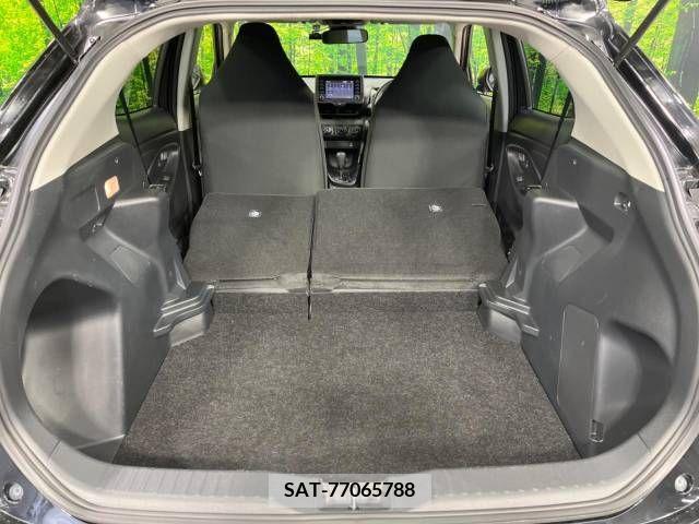 Toyota YARIS CROSS 2023-10 290955-10