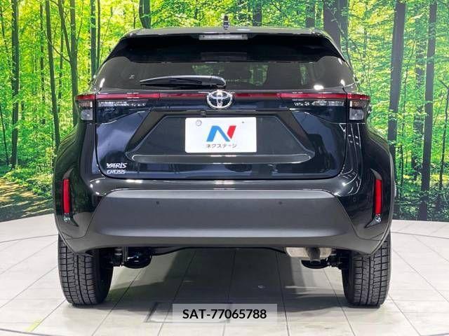 Toyota YARIS CROSS 2023-10 290955-15