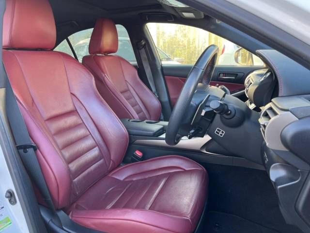 Lexus IS 2013-12 28174-9