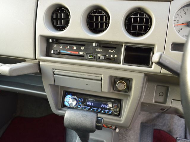Suzuki JIMNY 1997-01 181622-17