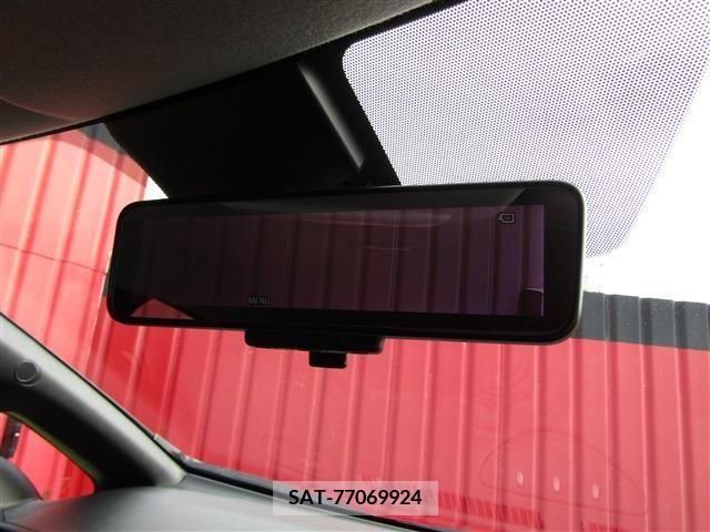 Nissan LEAF 2020-09 324810-16