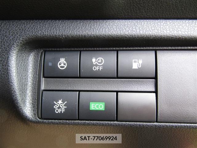 Nissan LEAF 2020-09 324810-15