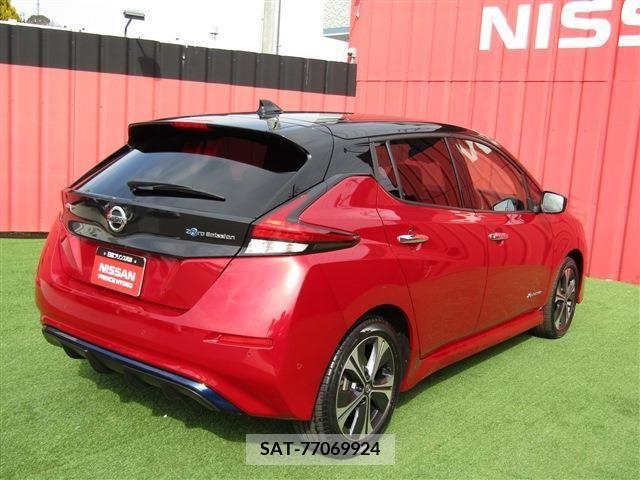 Nissan LEAF 2020-09 324810-28