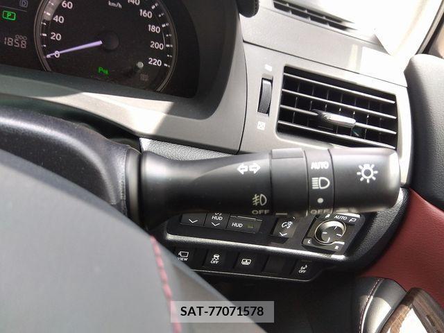Lexus HS 2013-05 362783-25