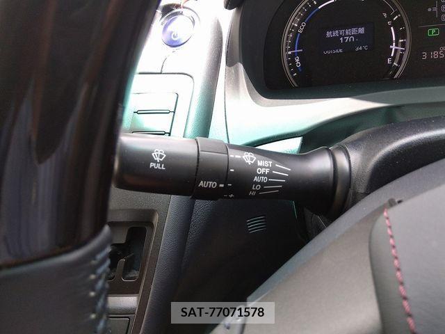Lexus HS 2013-05 362783-24