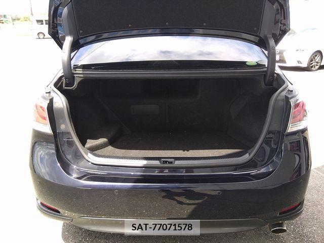 Lexus HS 2013-05 362783-19