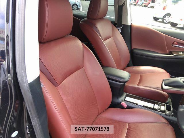 Lexus HS 2013-05 362783-17