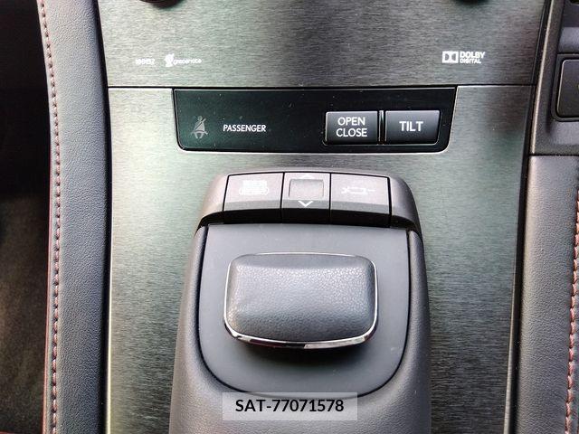 Lexus HS 2013-05 362783-7