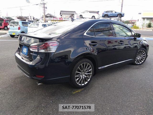 Lexus HS 2013-05 362783-1