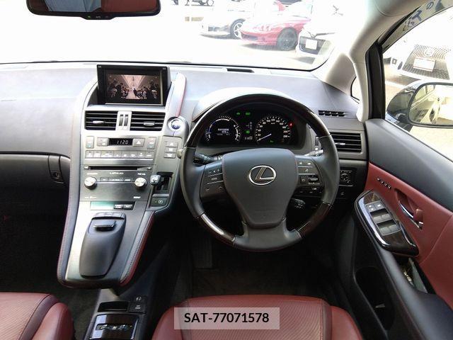 Lexus HS 2013-05 362783-3