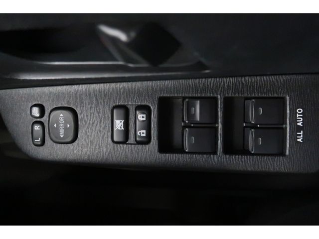 Toyota VOXY 2008-09 18648-14