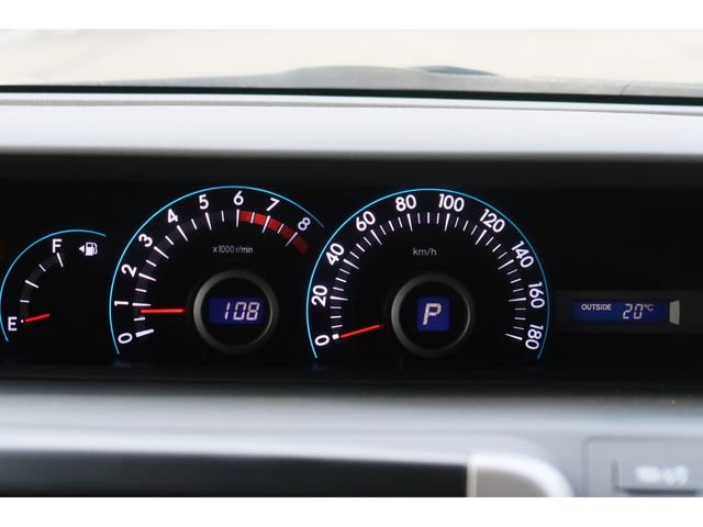 Toyota VOXY 2008-09 18648-9