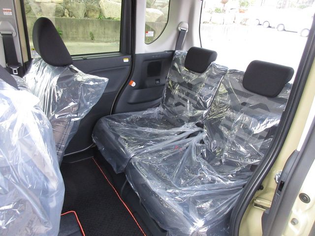 Daihatsu TANTO 2022-12 15184-9