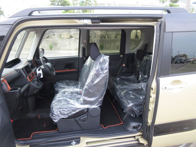 Daihatsu TANTO 2022-12 15184-6