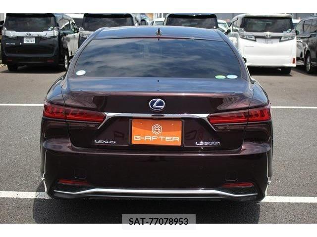 Lexus LS 2021-04 304729-6