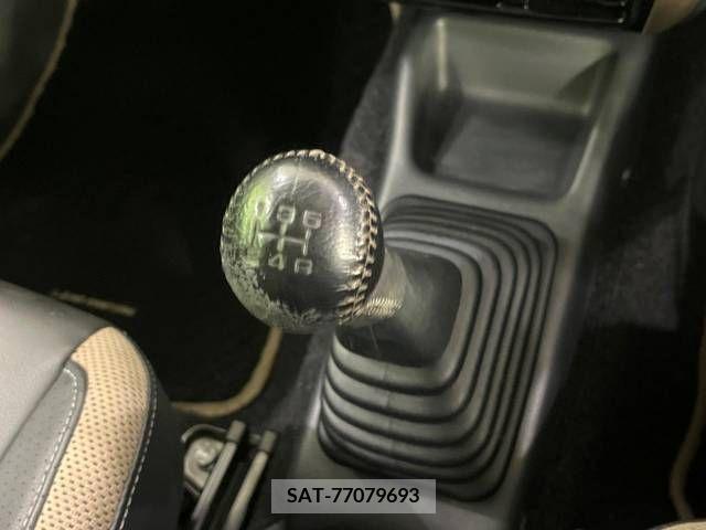 Suzuki JIMNY 2016-11 245055-2