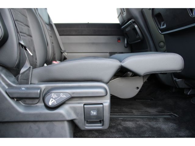 Honda e 2022-06 18377-15