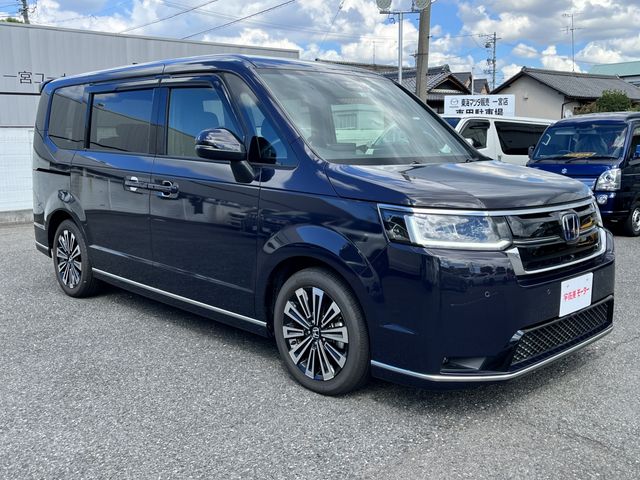 Honda e 2022-06 18377-21