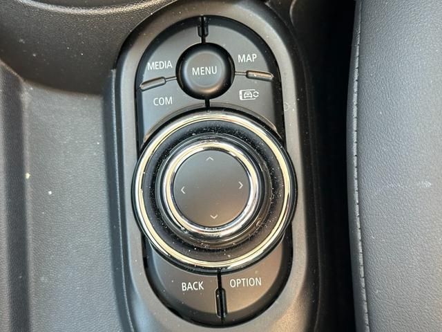 Bmw MINI 2022-08 16832-18