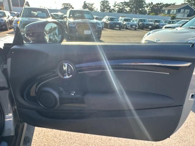 Bmw MINI 2022-08 16832-19