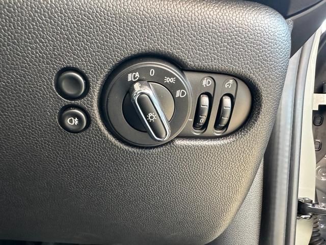Bmw MINI 2022-08 16832-22