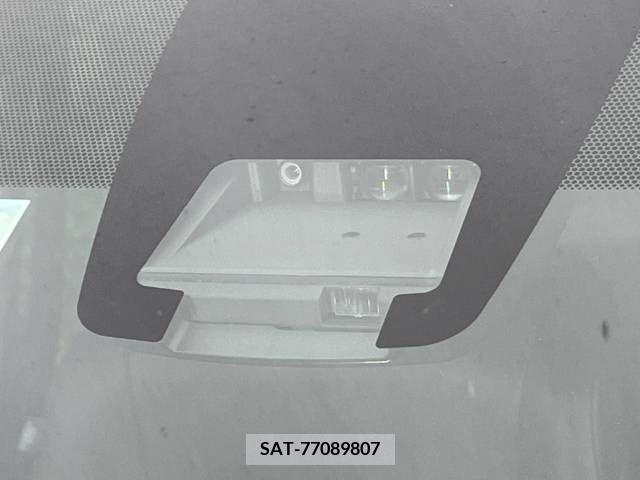 Toyota ESQUIRE 2016-04 330618-2