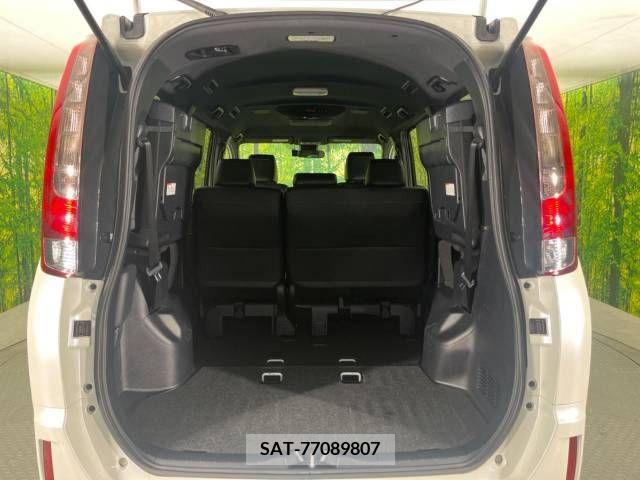 Toyota ESQUIRE 2016-04 330618-11