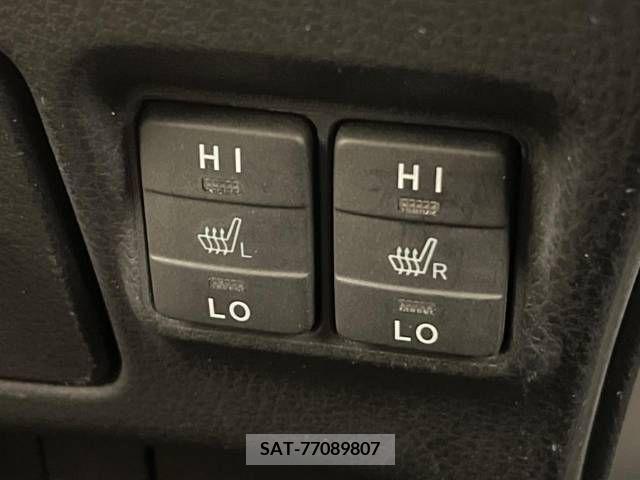 Toyota ESQUIRE 2016-04 330618-7