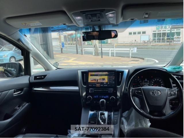 Toyota ALPHARD 2017-04 389056-17