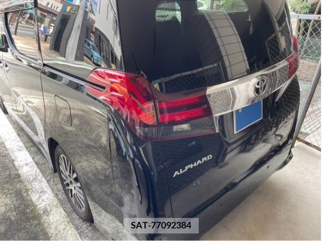 Toyota ALPHARD 2017-04 389056-4