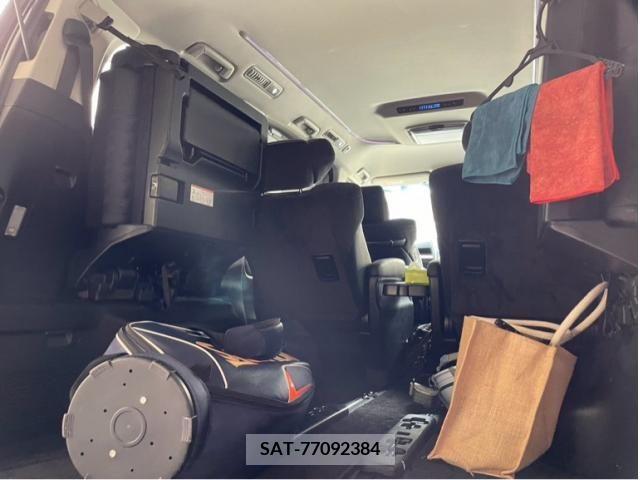 Toyota ALPHARD 2017-04 389056-13